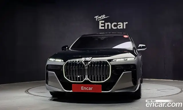 BMW 7 серия 2025 3.0 автомат (гидро), миниатюра 3