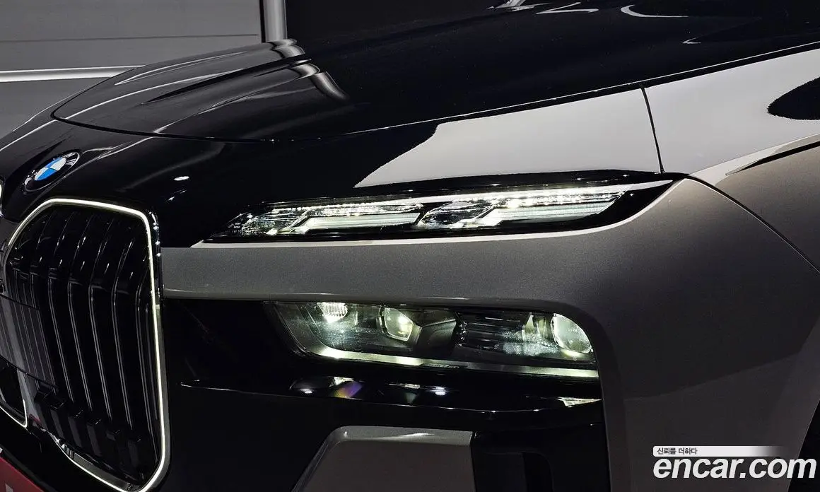 BMW 7 серия 2025 3.0 автомат (гидро), фото 8