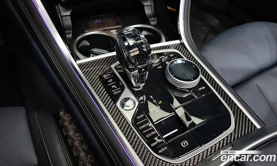 BMW 8 серия 2025 4.4 автомат (гидро), фото 11