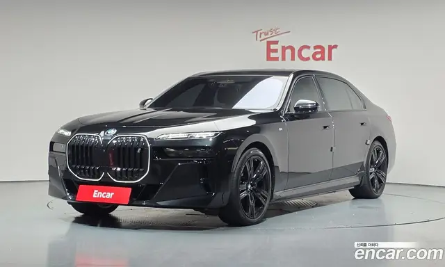 BMW i7, 2024, 40 264 км