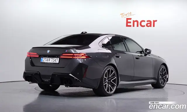 BMW M5, 2026, 9 842 км
