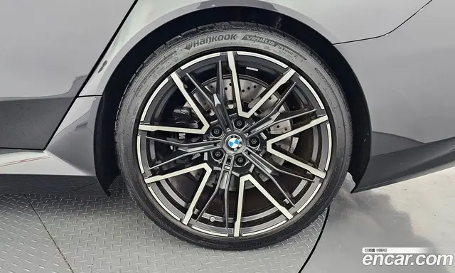 BMW M5 2026 4.4 автомат (гидро), миниатюра 6