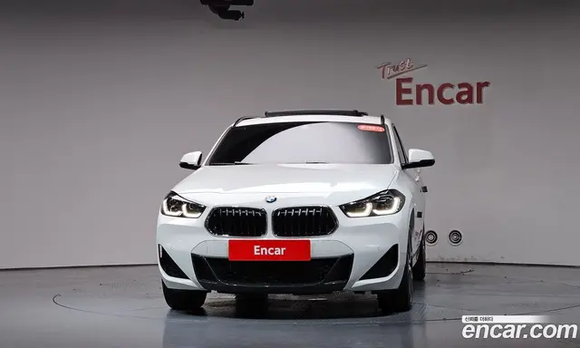 BMW X2 2023 2.0 автомат (гидро), миниатюра 2