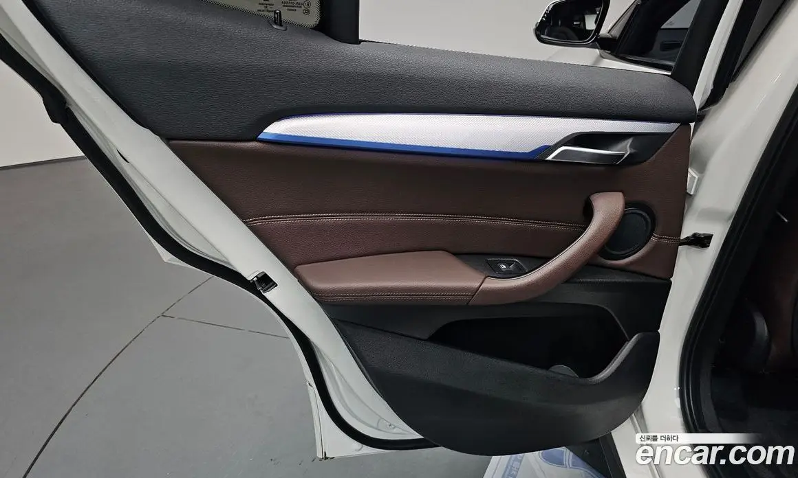 BMW X2 2023 2.0 автомат (гидро), фото 14