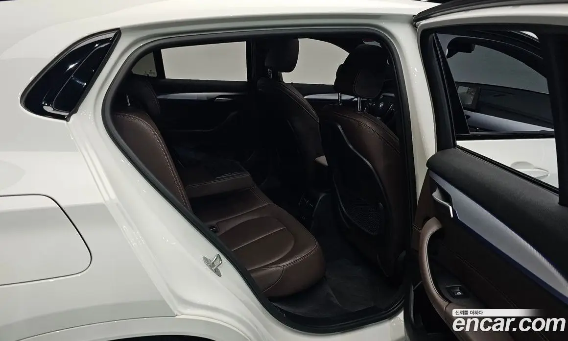 BMW X2 2023 2.0 автомат (гидро), фото 17