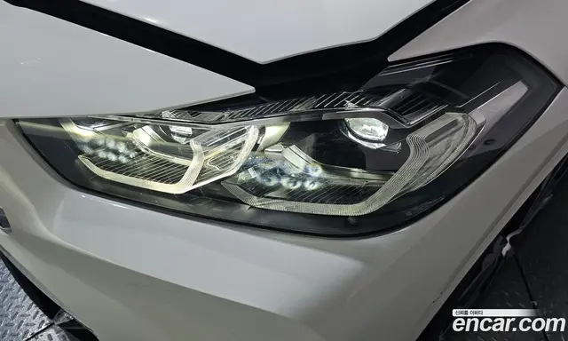 BMW X2 2023 2.0 автомат (гидро), миниатюра 7