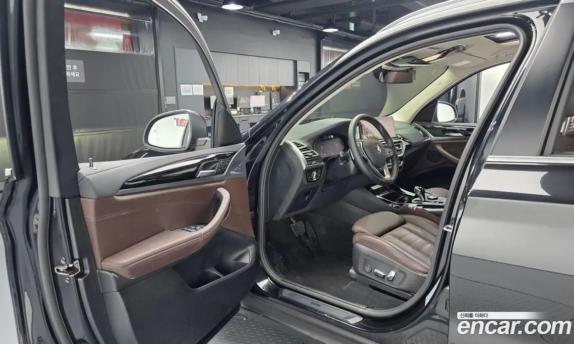 BMW X3 2022 2.0 автомат (гидро), фото 12