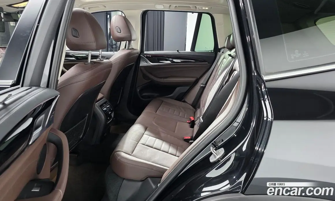 BMW X3 2022 2.0 автомат (гидро), фото 16