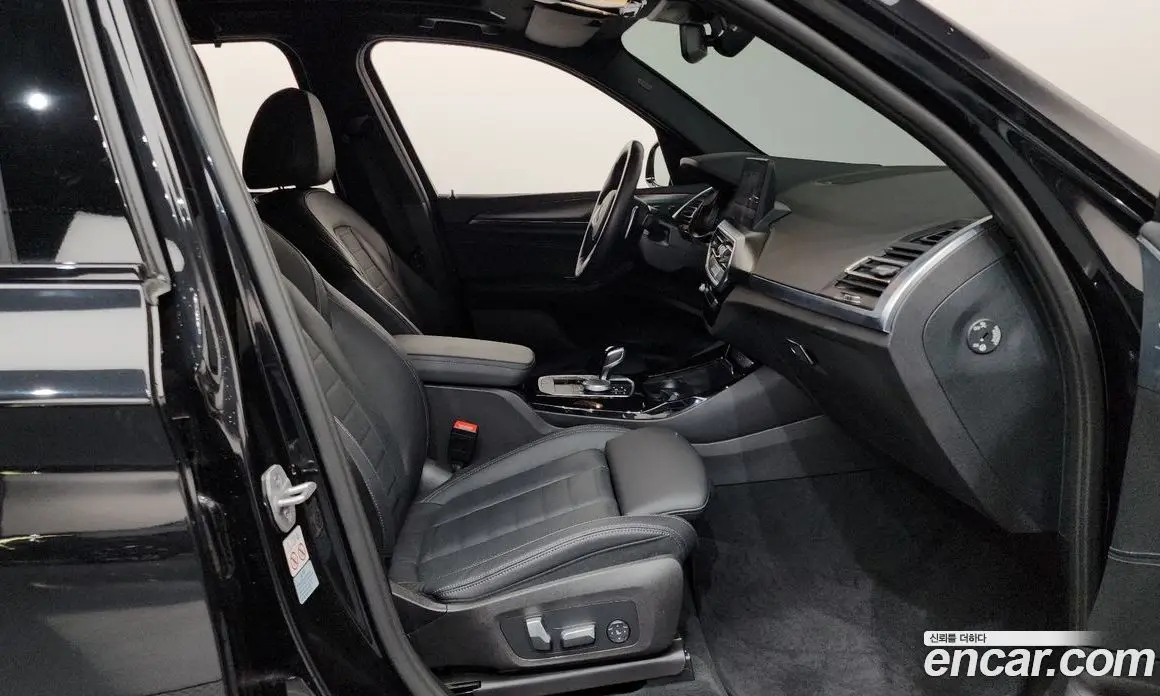 BMW X3 2023 2.0 автомат (гидро), фото 16