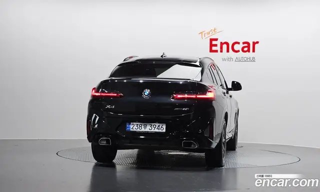 BMW X4 2023 2.0 автомат (гидро), миниатюра 3