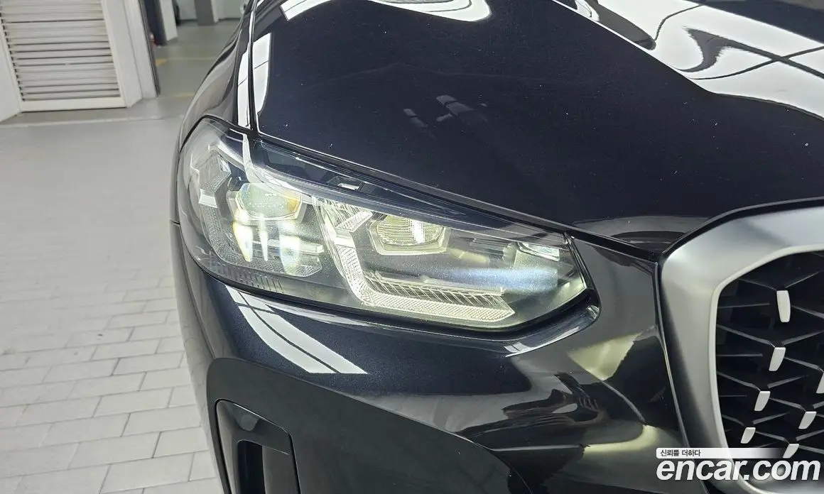 BMW X4 2023 2.0 автомат (гидро), фото 7