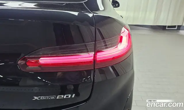 BMW X4 2023 2.0 автомат (гидро), миниатюра 8