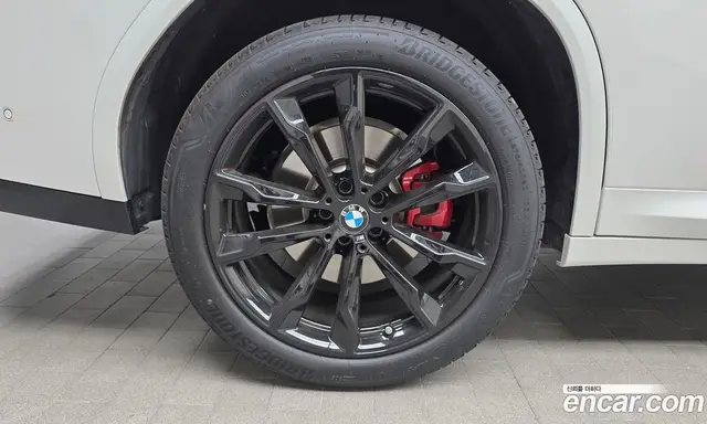 BMW X4 2025 2.0 автомат (гидро), миниатюра 5