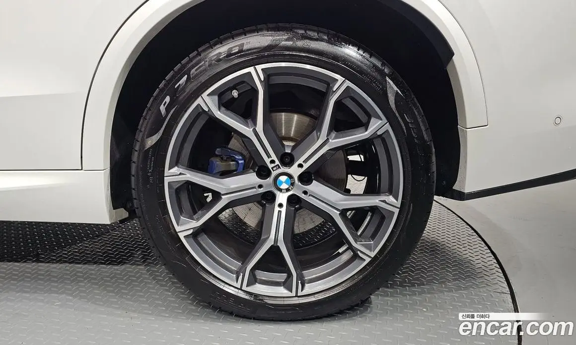 BMW X5 2025 3.0 автомат (гидро), фото 7