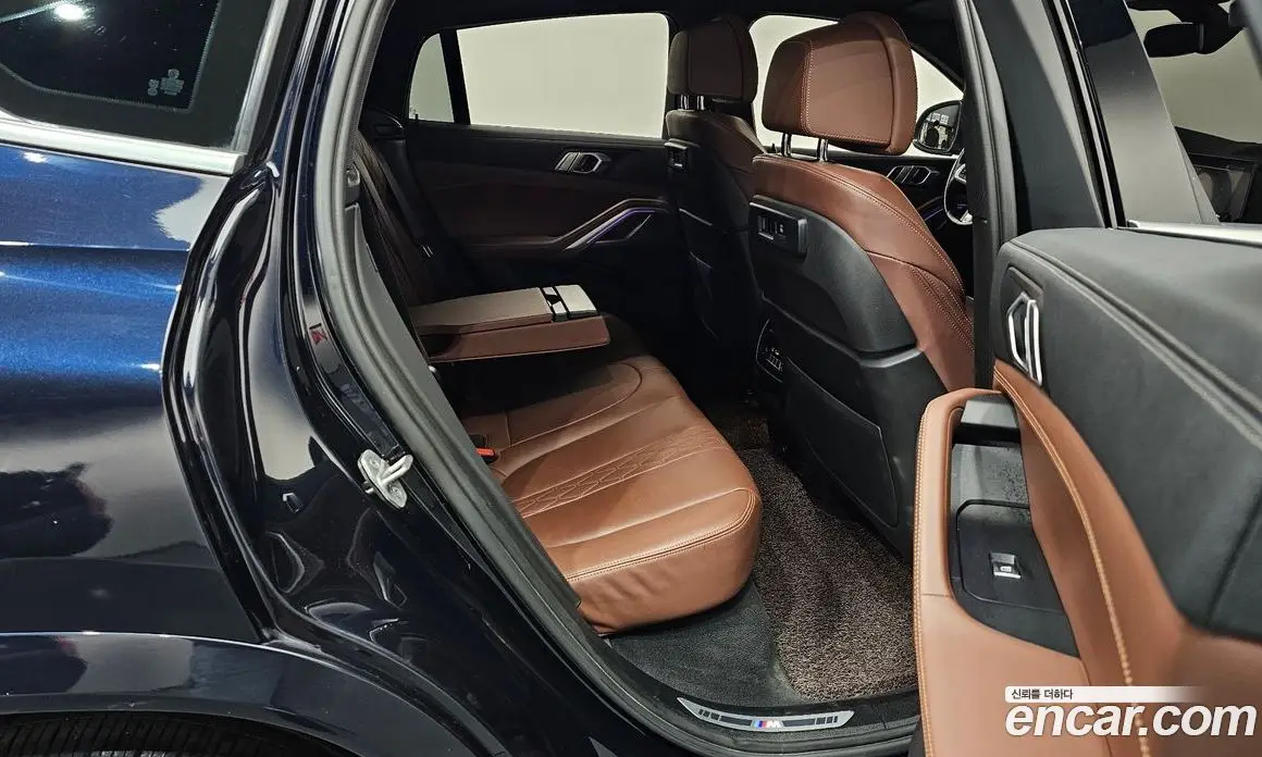 BMW X6 2022 3.0 автомат (гидро), фото 17
