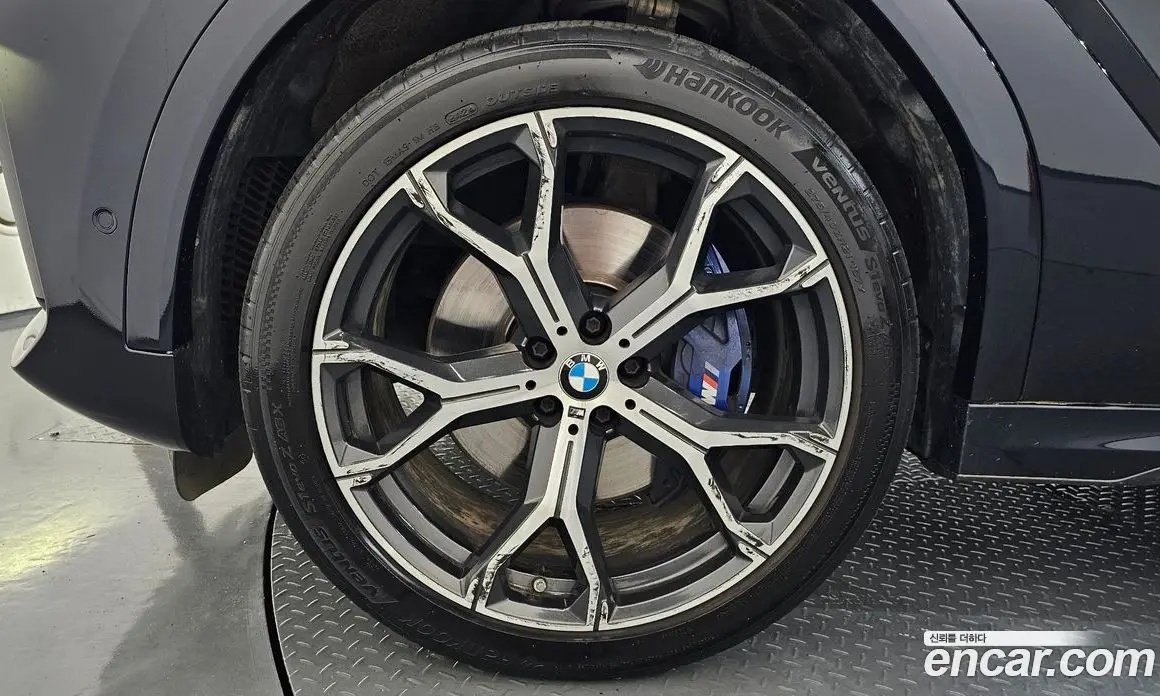 BMW X6 2022 3.0 автомат (гидро), фото 5