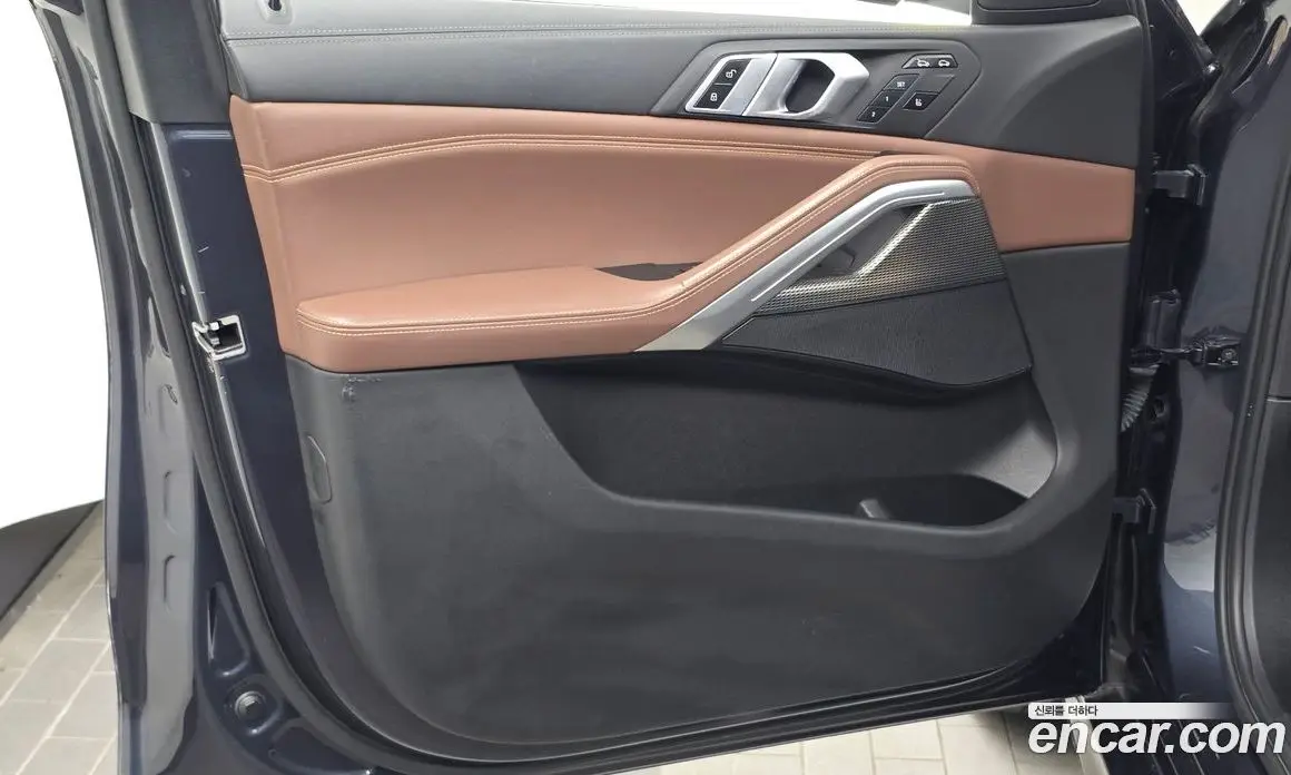 BMW X6 2022 3.0 автомат (гидро), фото 15