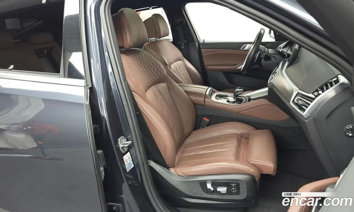 BMW X6 2022 3.0 автомат (гидро), фото 16