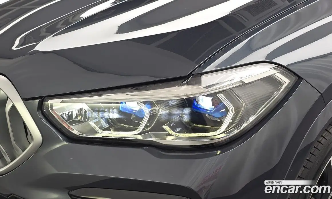 BMW X6 2022 3.0 автомат (гидро), фото 8