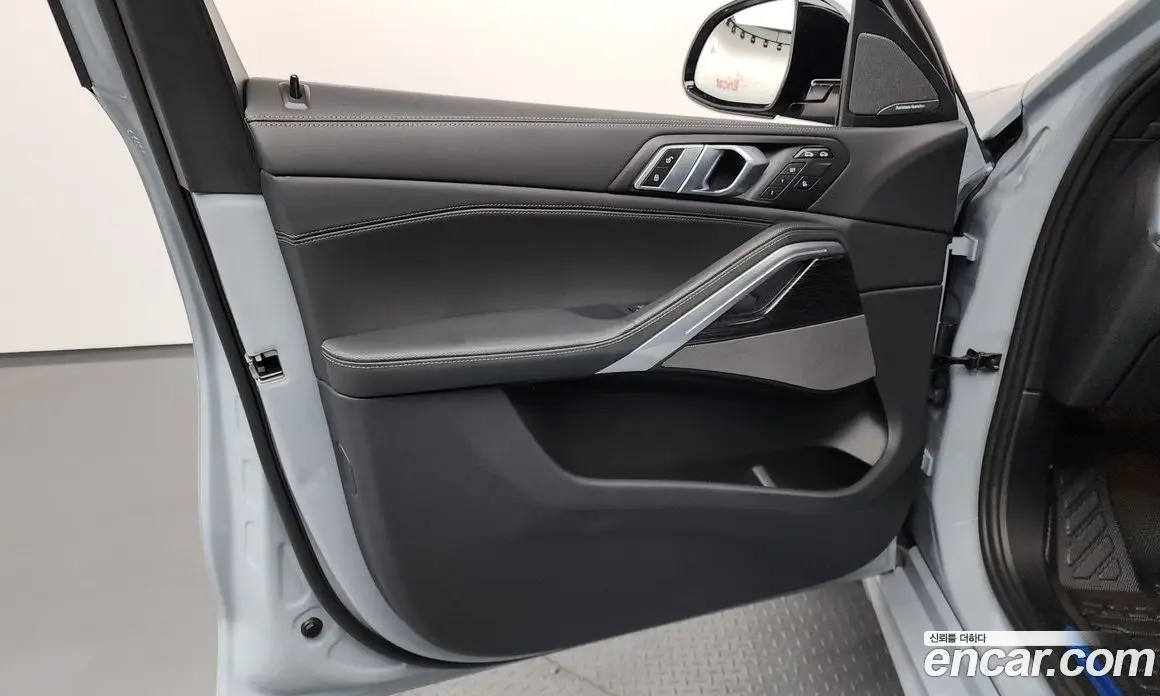 BMW X6 2024 3.0 автомат (гидро), фото 14