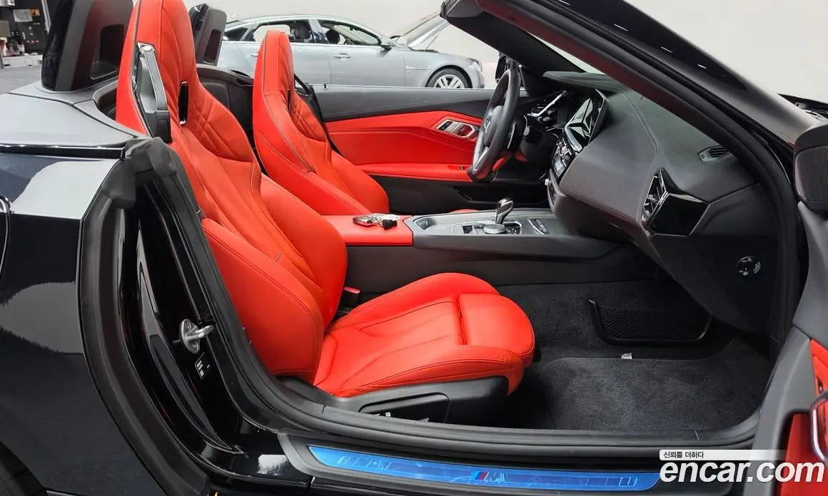 BMW Z4 2025 2.0 автомат (гидро), фото 16 BMW Z4 2025 2.0 автомат (гидро), фото 16