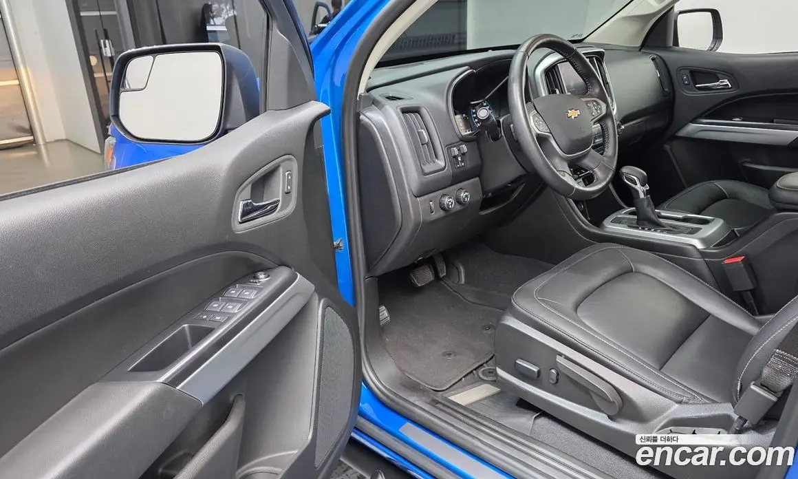 Chevrolet Colorado 2022 3.6 автомат (гидро), фото 13