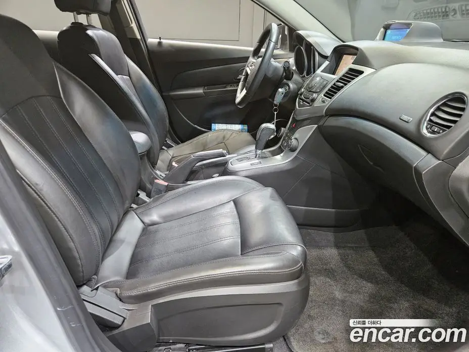 Chevrolet Cruze 2011 1.8 автомат (гидро), фото 12 Chevrolet Cruze 2011 1.8 автомат (гидро), фото 12