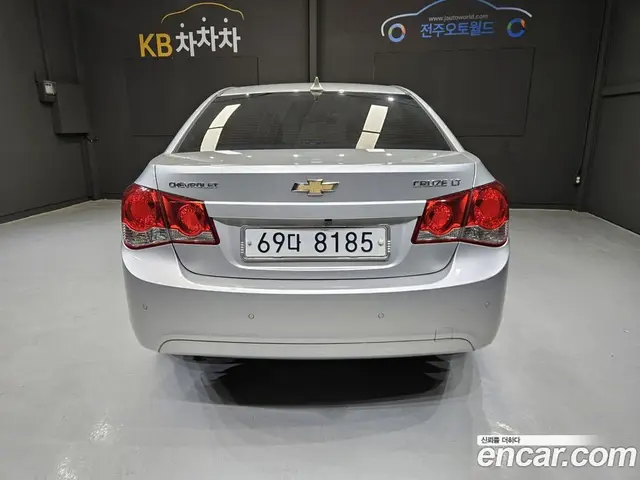 Chevrolet Cruze 2011 1.8 автомат (гидро), миниатюра 4 Chevrolet Cruze 2011 1.8 автомат (гидро), миниатюра 4
