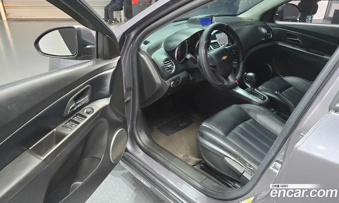 Chevrolet Cruze 2012 1.8 автомат (гидро), фото 13 Chevrolet Cruze 2012 1.8 автомат (гидро), фото 13
