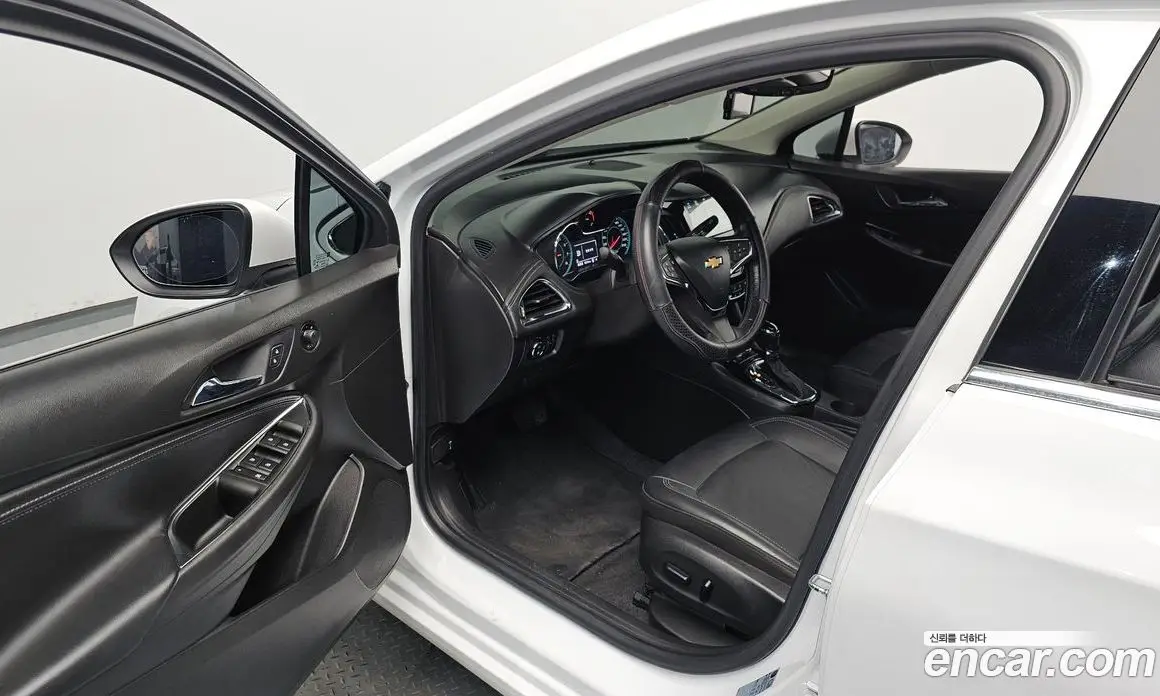 Chevrolet Cruze 2017 1.4 автомат (гидро), фото 12 Chevrolet Cruze 2017 1.4 автомат (гидро), фото 12