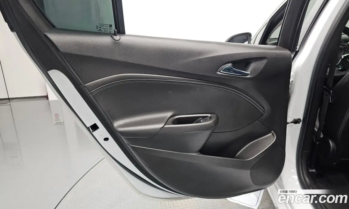 Chevrolet Cruze 2017 1.4 автомат (гидро), фото 14 Chevrolet Cruze 2017 1.4 автомат (гидро), фото 14