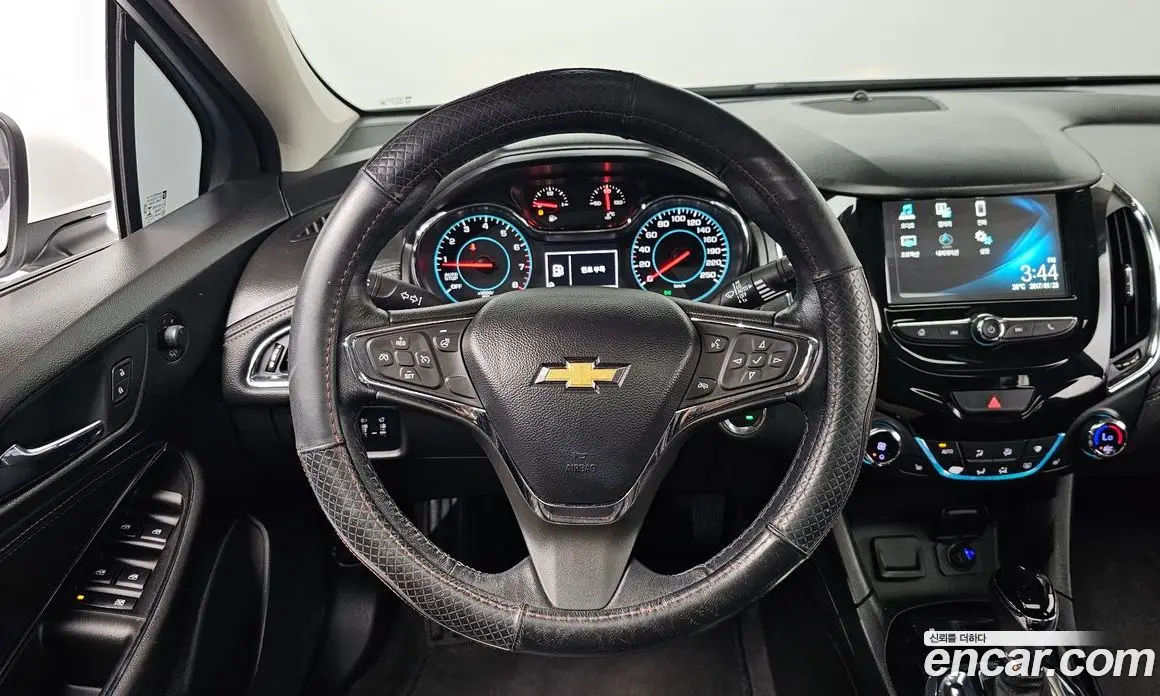 Chevrolet Cruze 2017 1.4 автомат (гидро), фото 18 Chevrolet Cruze 2017 1.4 автомат (гидро), фото 18