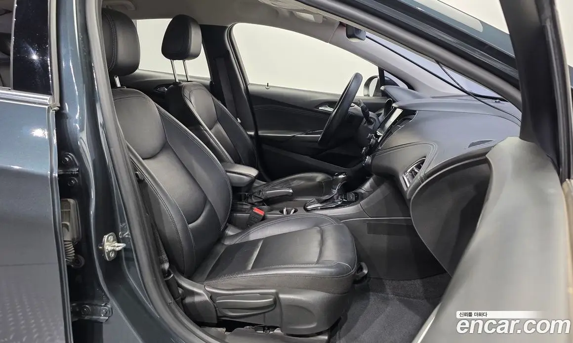 Chevrolet Cruze 2017 1.4 автомат (гидро), фото 17 Chevrolet Cruze 2017 1.4 автомат (гидро), фото 17