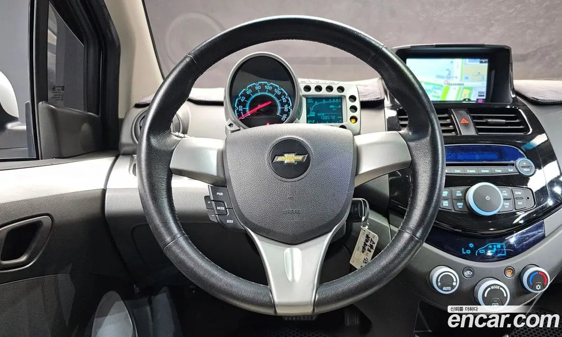 Chevrolet Spark 2012 1.0 автомат (гидро), фото 13 Chevrolet Spark 2012 1.0 автомат (гидро), фото 13