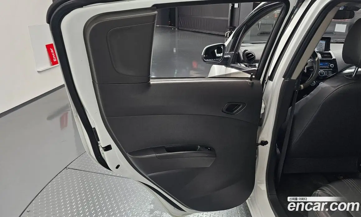 Chevrolet Spark 2013 1.0 автомат (гидро), фото 14