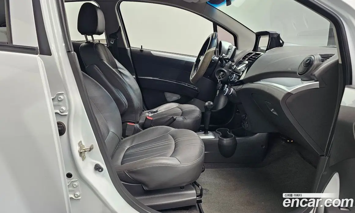Chevrolet Spark 2013 1.0 автомат (гидро), фото 15