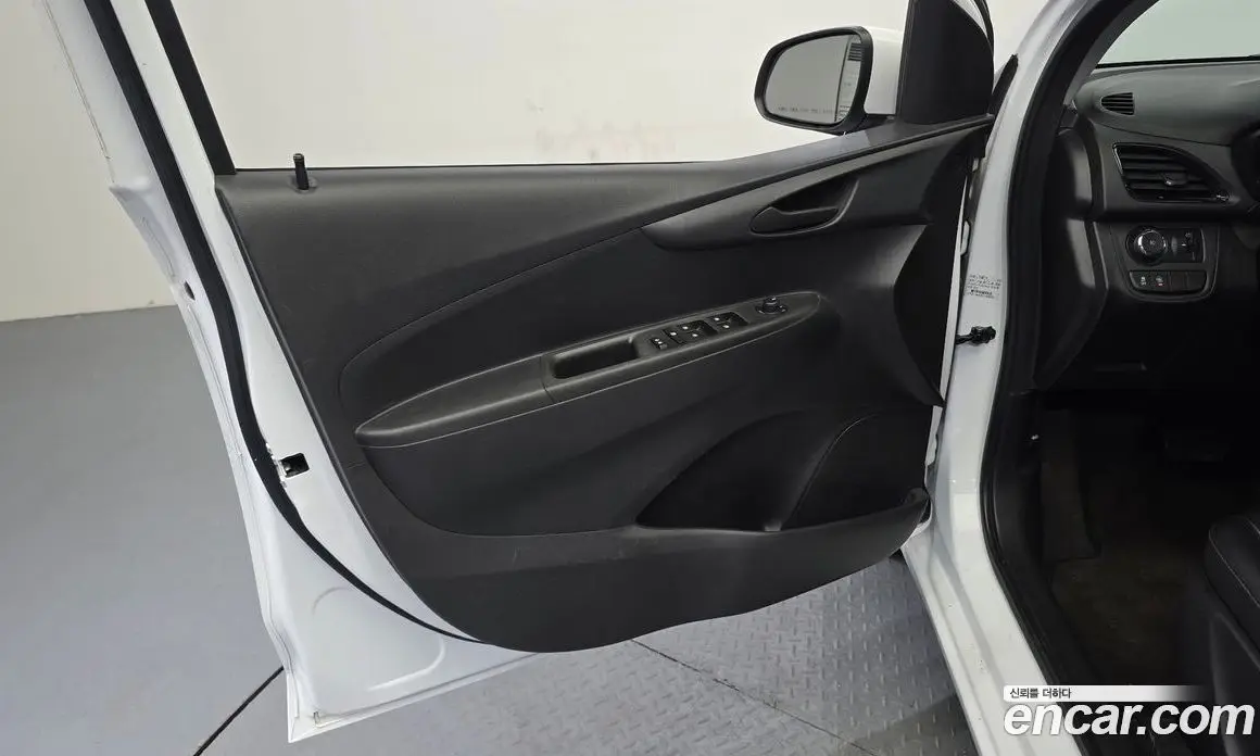 Chevrolet Spark 2015 1.0 автомат (гидро), фото 14