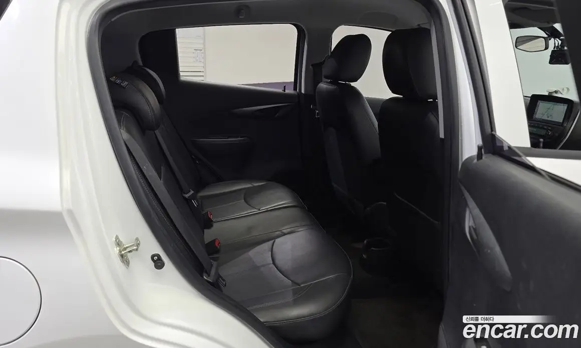 Chevrolet Spark 2015 1.0 автомат (гидро), фото 17