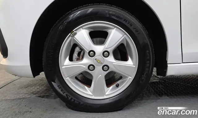 Chevrolet Spark 2015 1.0 автомат (гидро), миниатюра 5
