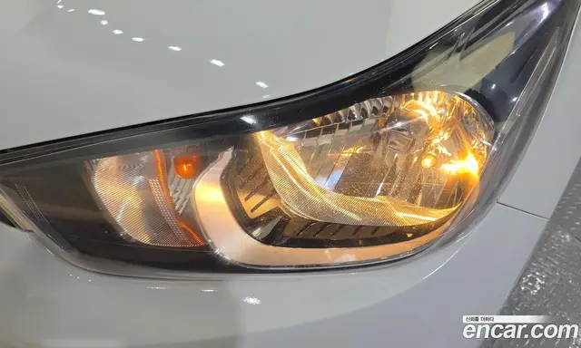 Chevrolet Spark 2015 1.0 автомат (гидро), миниатюра 8