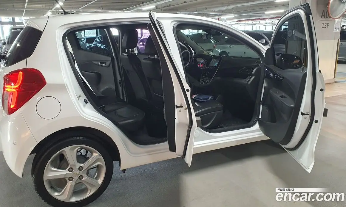 Chevrolet Spark 2015 1.0 механика, фото 20