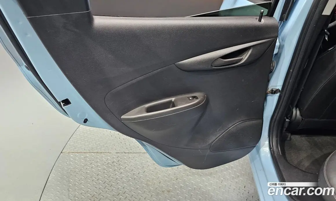 Chevrolet Spark 2015 1.0 автомат (гидро), фото 15