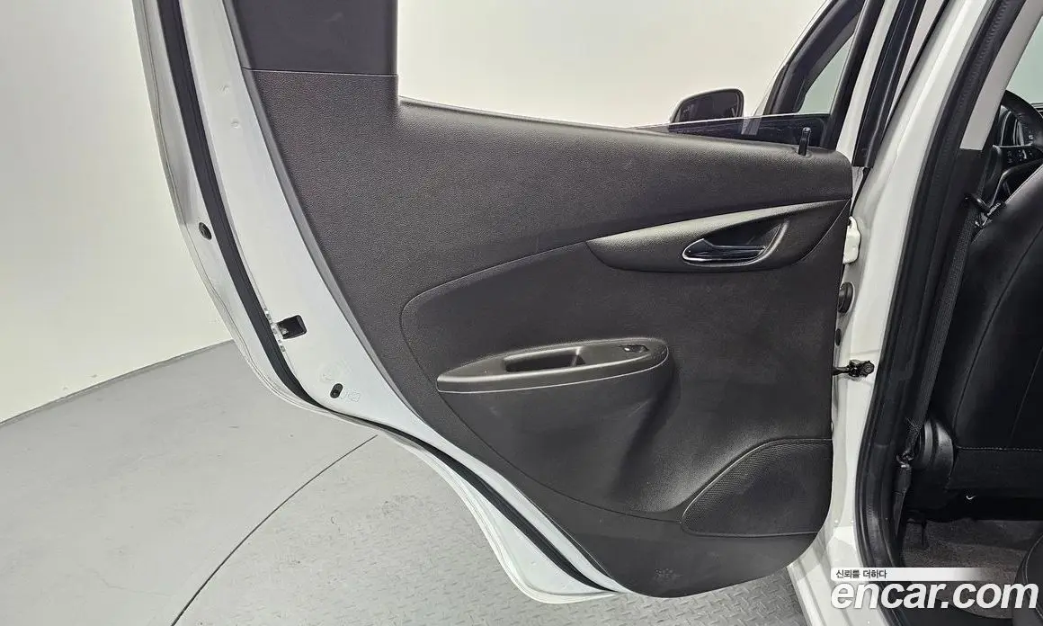 Chevrolet Spark 2016 1.0 автомат (гидро), фото 15