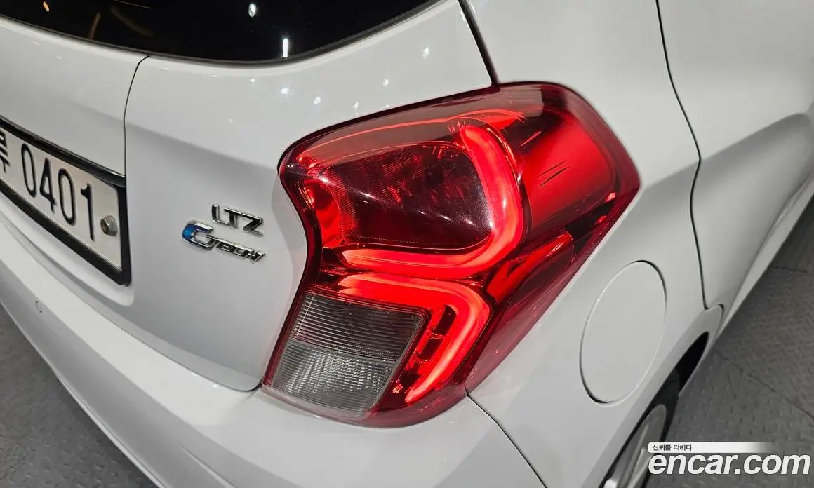 Chevrolet Spark 2016 1.0 автомат (гидро), фото 9