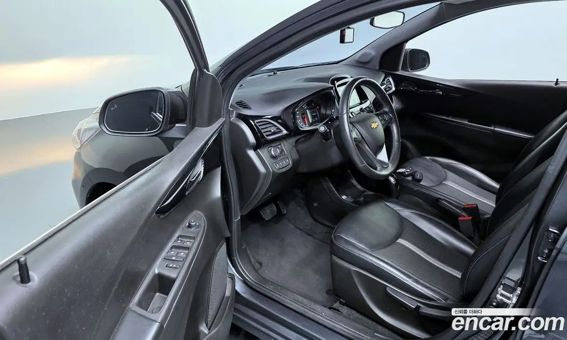 Chevrolet Spark 2019 1.0 автомат (гидро), фото 13