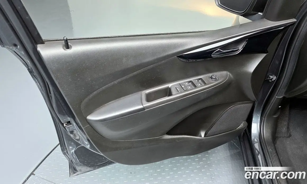 Chevrolet Spark 2019 1.0 автомат (гидро), фото 14