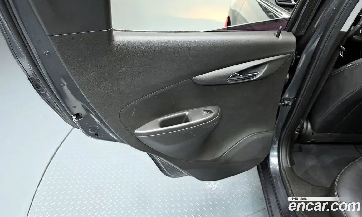 Chevrolet Spark 2019 1.0 автомат (гидро), фото 15