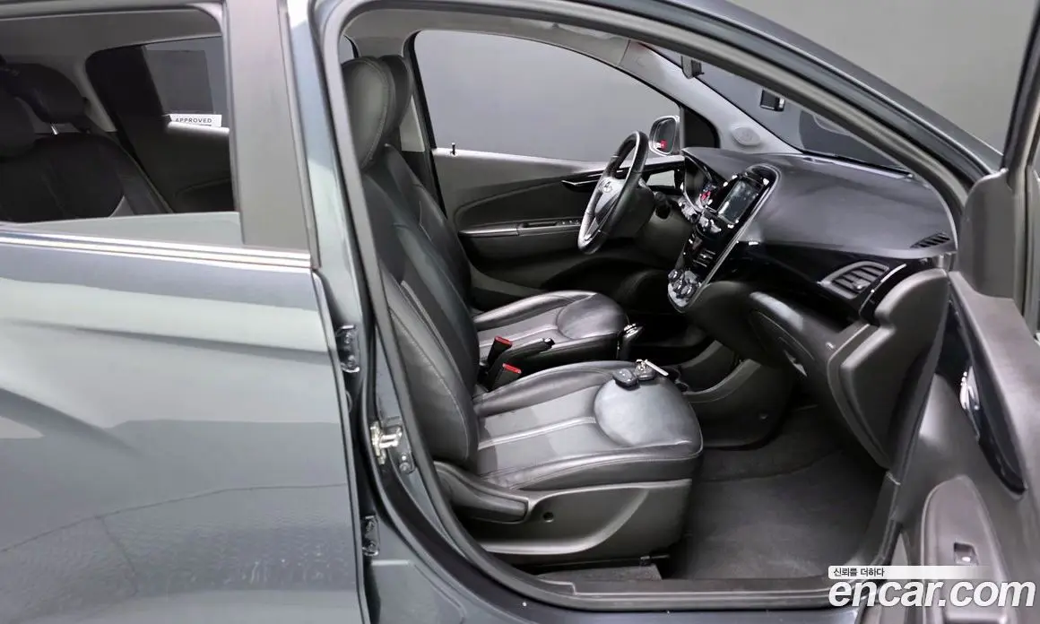 Chevrolet Spark 2019 1.0 автомат (гидро), фото 16