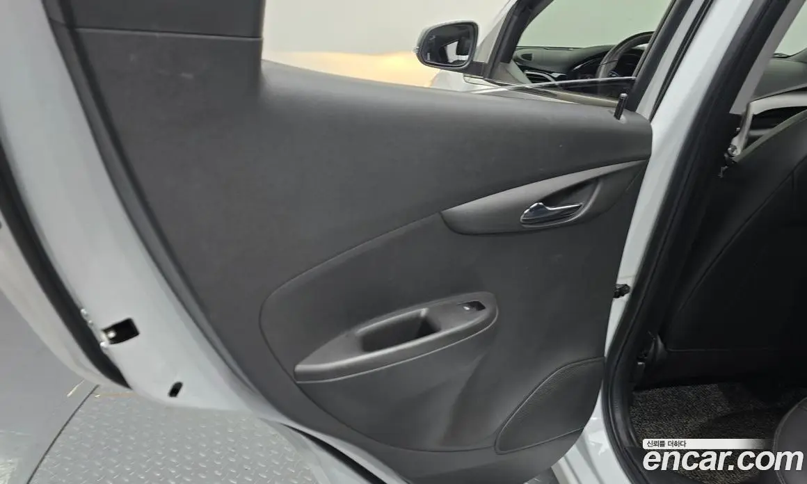 Chevrolet Spark 2020 1.0 автомат (гидро), фото 14
