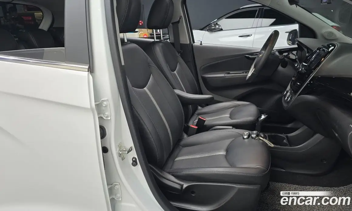 Chevrolet Spark 2020 1.0 автомат (гидро), фото 15
